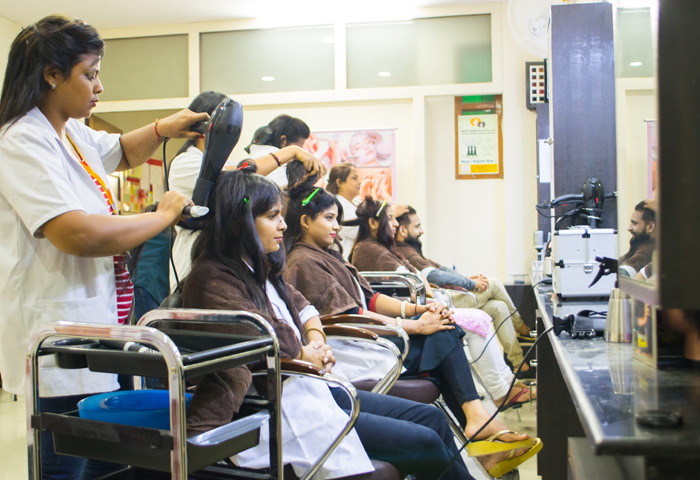 Hair Cutting And Styling Institute In Jaipur